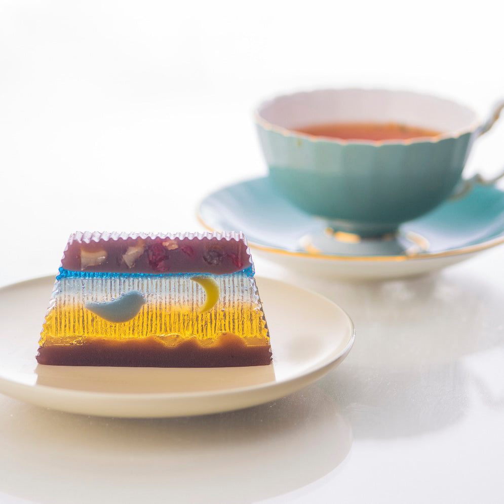 これが羊羹なんて！ 老舗和菓子店の絵画のような逸品